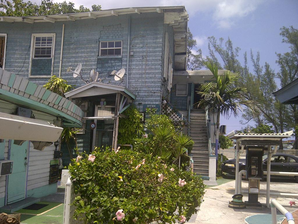 נסאו Arawak Inn מראה חיצוני תמונה