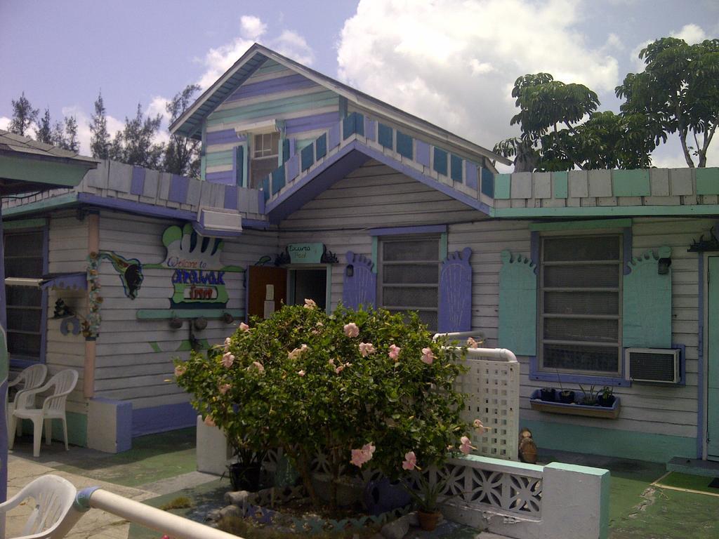 נסאו Arawak Inn מראה חיצוני תמונה